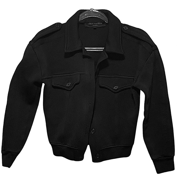 Louis Vuitton Jackets & Blazers - Louis Vuitton Black Cropped Utility Jacket Sz. M